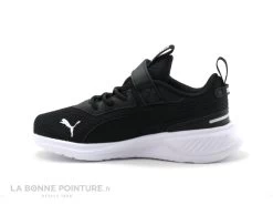 Puma SCORCH RUNNER PS 194783 Noir - Basket Enfant 11 Puma SCORCH RUNNER PS 194783 Noir - Basket Enfant -Les chaussures ne mentent jamais. cd24607c73b9e66c561f35ea11d5d5ef img 7239.jpg 156136